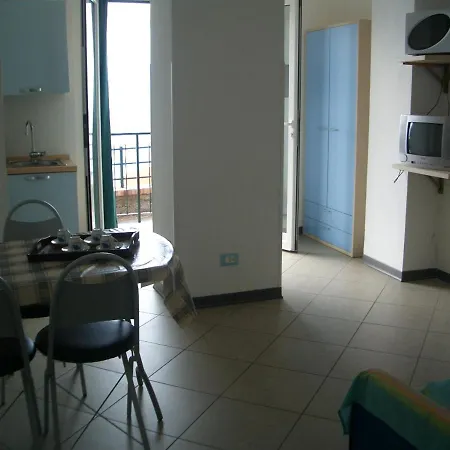 Vista Mare Ξενοδοχείο με διαμερίσματα *